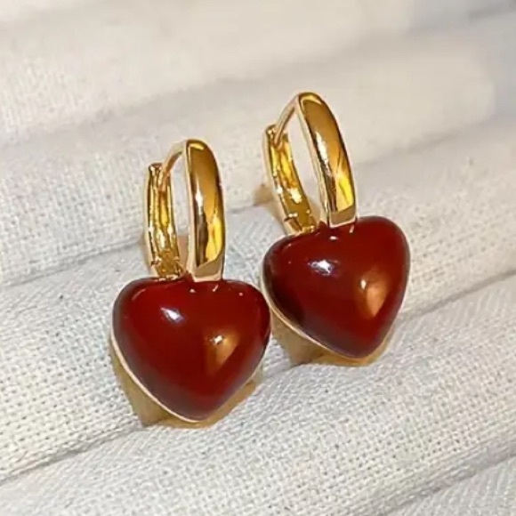 Elegant Red Heart Drop Earrings Chic & Simple Zinc Alloy Dangle Earrings - Picture 2 of 11